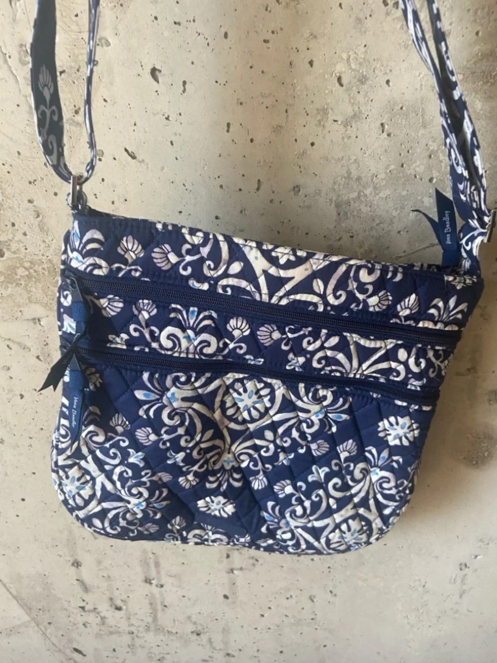 Vera Bradley- Steel Blue Medallion-crossbody bag purse - Picture 2 of 10